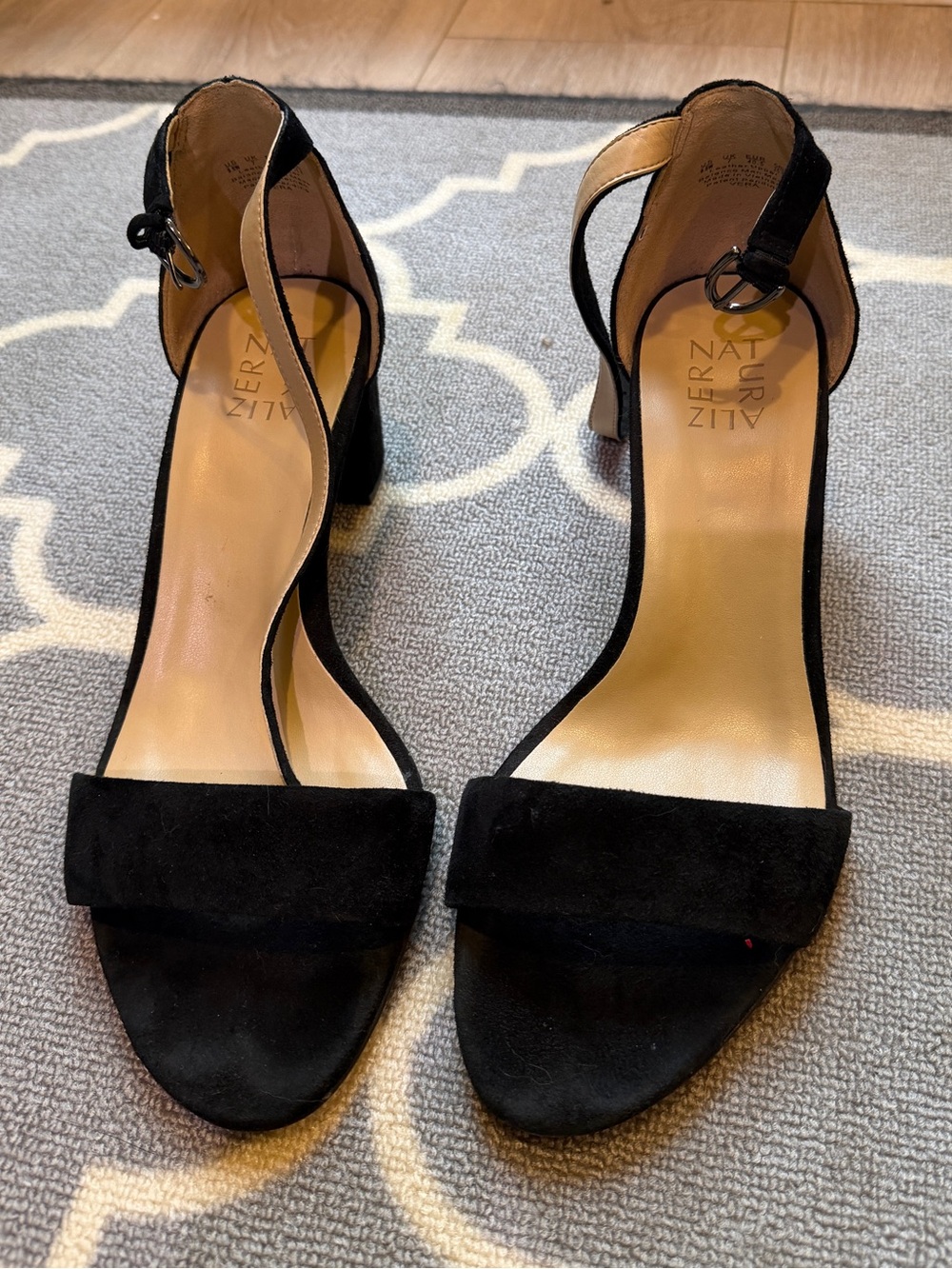 Naturalizer VERA Black Suede Open-Toe Ankle Strap Block Heels Size 9.5